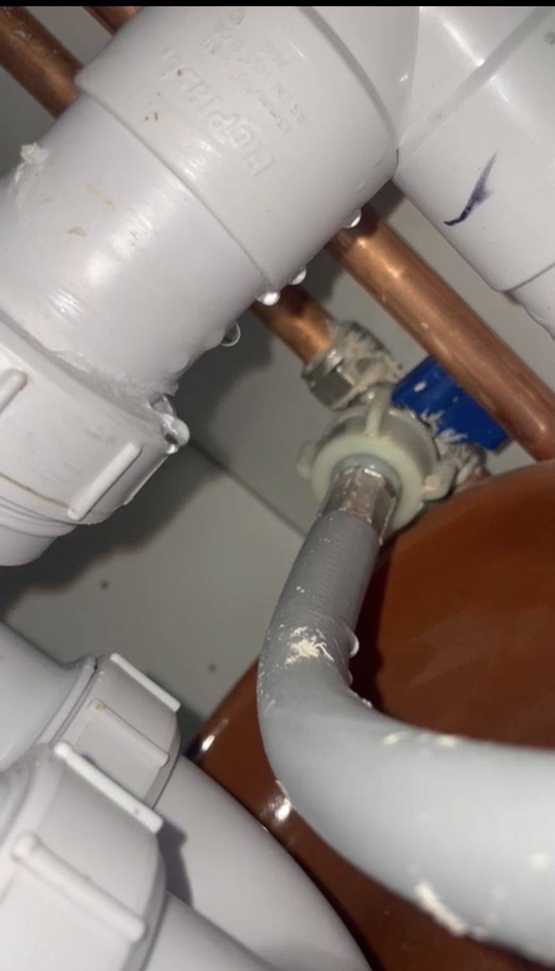 Waste joint leak